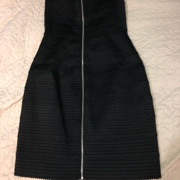 Dress - Picture 4 of 4